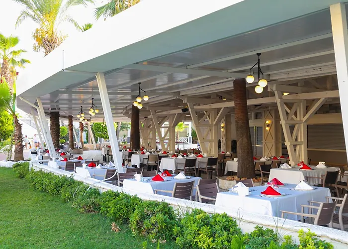 Crystal Admiral Aqua CollectionSpa Hotel